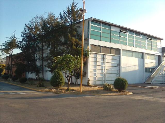 ¡Eleva la imagen de tu negocio! Oficina en renta – Condominio Industrial Cuamatla!