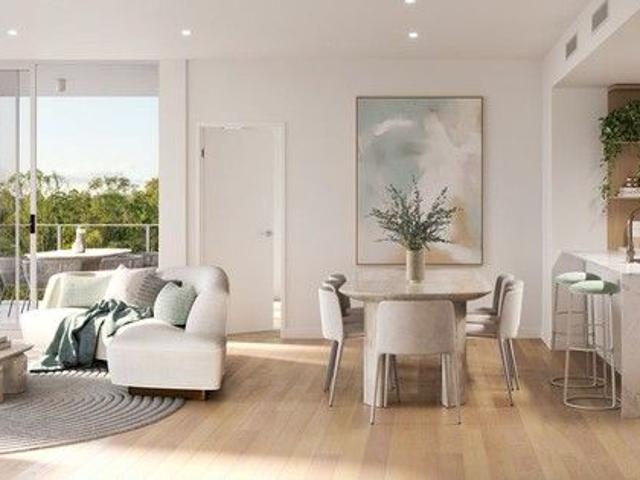 ELEVATE YOUR LIFESTYLE AT RESIDENCE 104 LUXURY LIVING WITH UNBEATABLE CONVENIENCE!