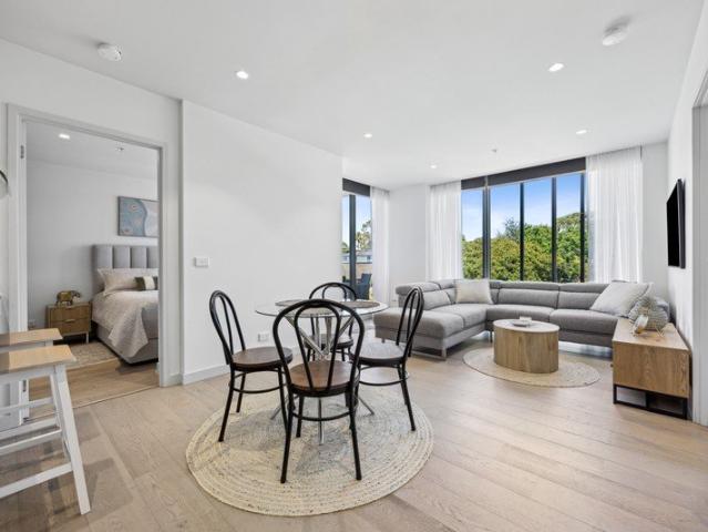 Elevate Your Lifestyle in this Exquisite Luxury Apartment