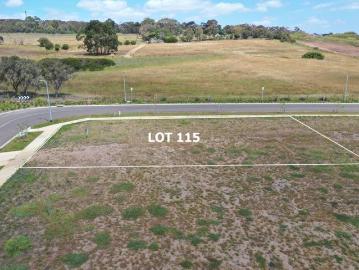 Elevated 563m2 block with Geelong and Rural views on a corner
