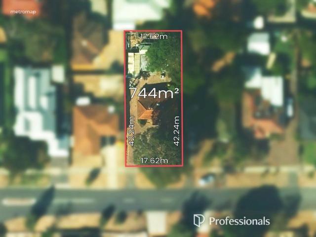 Elevated 744 Square Metre Block