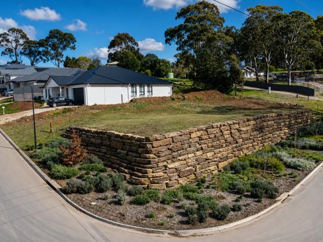 Elevated 1,220sqm Allotment in Prestigious Newenham Estate