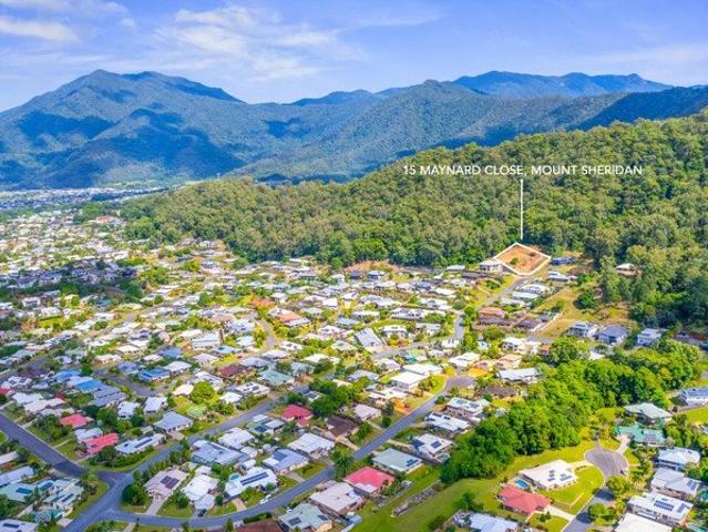 ELEVATED 3,336m2 BLOCK WITH POTENTIAL SUBDIVISION