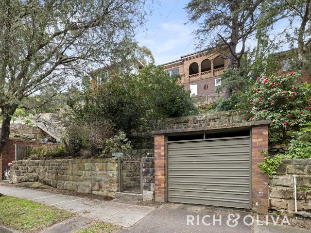 DEPOSIT TAKEN @ $900 pw Elevated Three Bedroom Home With Serene Outlooks