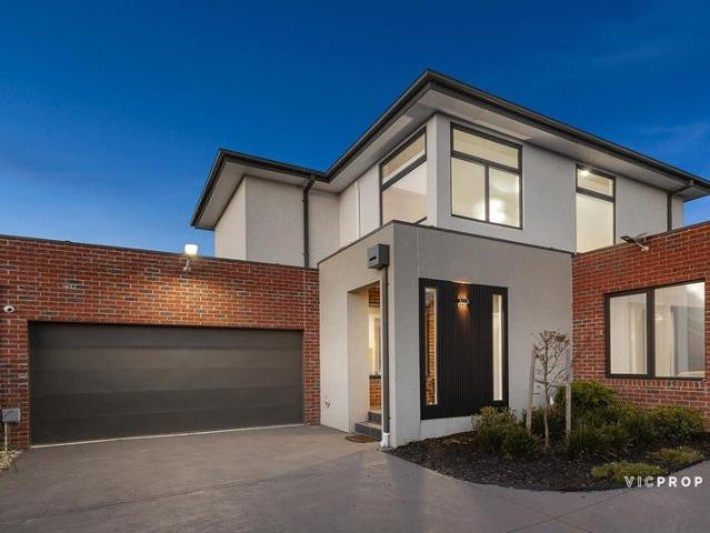 Elevated Townhouse Living in Rowville