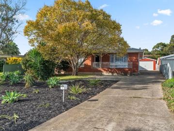 Elevated Treetop Vistas, Versatile Living & Big Block Potential