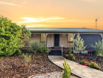 Elevated Views & Effortless Living
