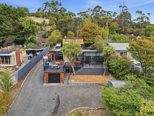 Elevated Views, Entertainer's Delight & the Perfect Shed Setup