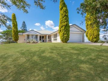 Elevated Views, Quality Home & A Scenic Rim Lifestyle
