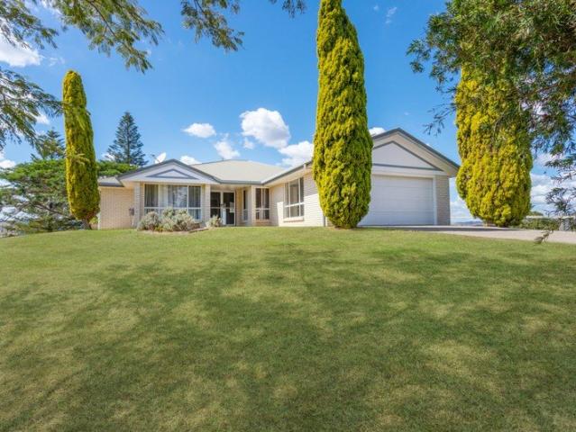 Elevated Views, Quality Home & A Scenic Rim Lifestyle