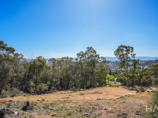 Elevated West Launceston Opportunity