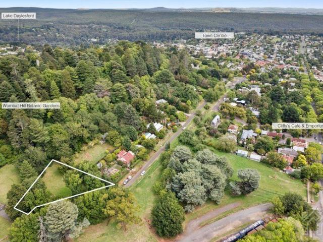 Elevated Wombat Hill Allotment Overlooking Daylesford's Iconic Landscape