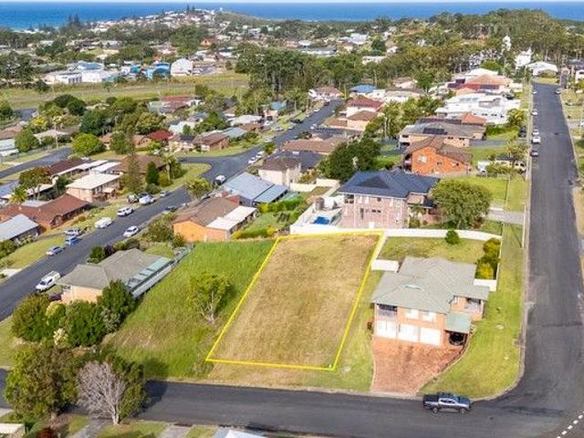Elevated Woolgoolga Land with with Ocean View Potential