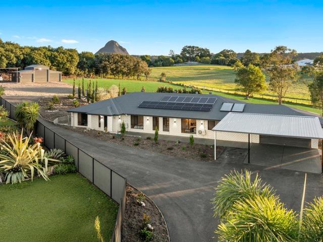 Elevated Acreage Living with an Exceptional Outlook