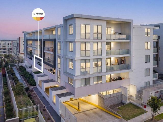 Elevated Apartment Living of Superb Convenience