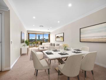 Elevated Apartment with Rushcutters Bay Views