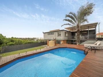 Elevated Bayside Living with Exclusive City Views