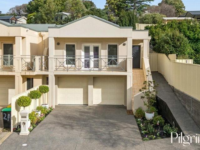Elevated Beaumont Luxury With Leafy Views And Exceptional Entertaining