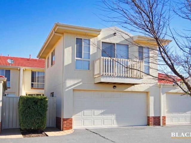 Elevated Bedsit In Quiet Location