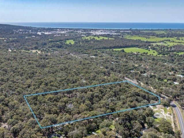 Elevated Bushland Living Quindalup