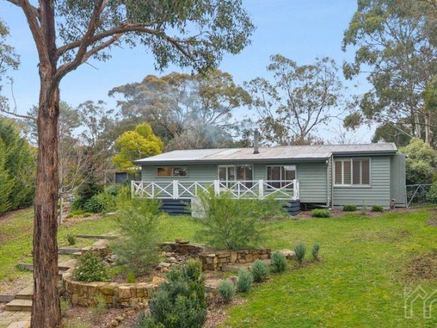 Elevated Bushland Sanctuary Between Daylesford & Hepburn Springs