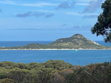 Leeka, Flinders, Tasmania, Cloudy Bay, Kingborough, Tasmania Island