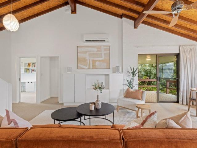 Elevated Byron Bay Living with Charm & Character
