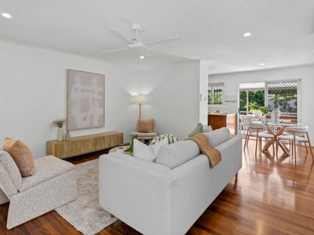 Elevated Charm in Mitchelton's Most Peaceful Pocket