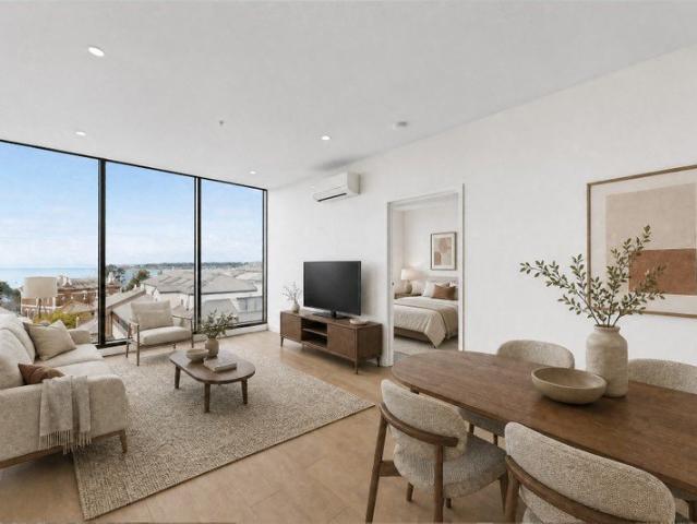 Elevated City & Coastal Living in Central Geelong