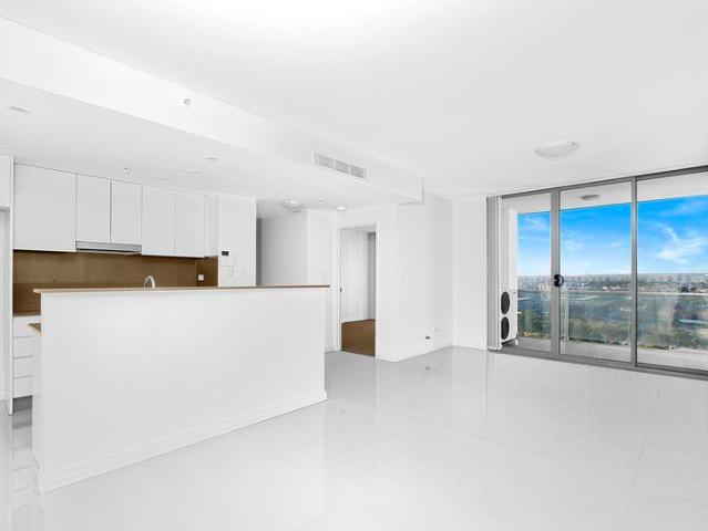 ELEVATED CITY LIVING WITH VIEWS, PARKING AND PARRAMATTA AT YOUR DOORSTEP