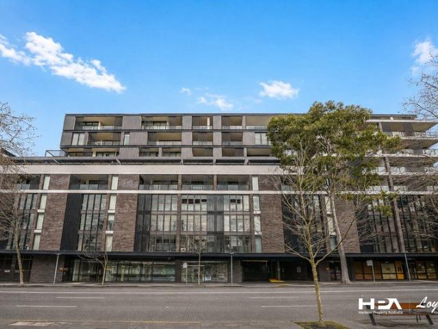Elevated Contemporary Living in NewLife Darling Harbour
