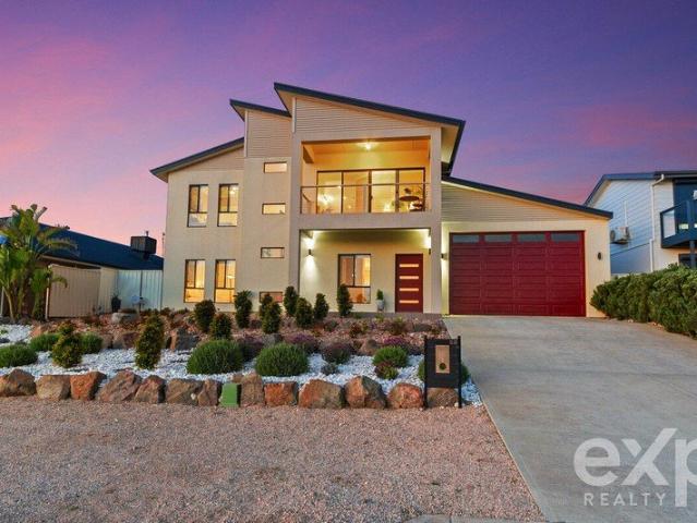 Elevated Coastal Living Views, Sunsets & Exceptional Flexibility