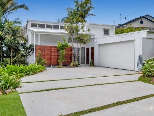 Elevated Coastal Living with Ocean Views in Mount Coolum