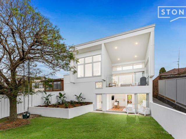 Elevated Coastal Living with Breathtaking Ocean Views and Flexible Multi Generational Design