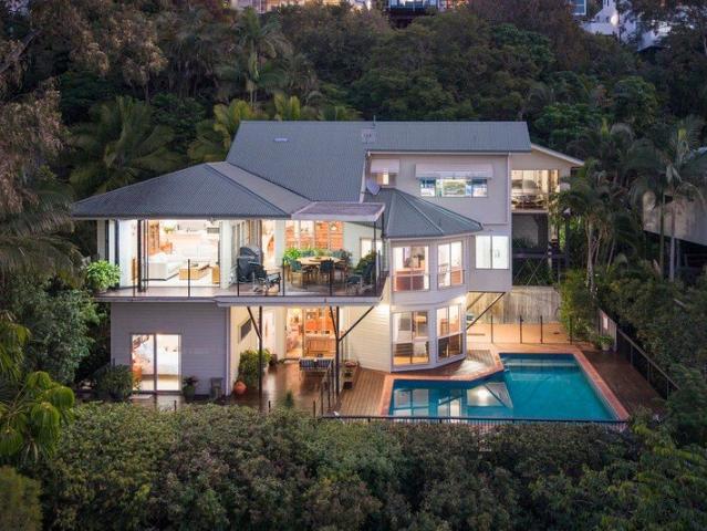 Elevated Coastal Living with Endless Ocean Views