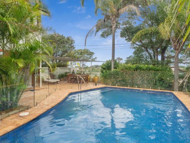 Elevated Coastal Living With Poolside Entertaining And Ocean Outlooks