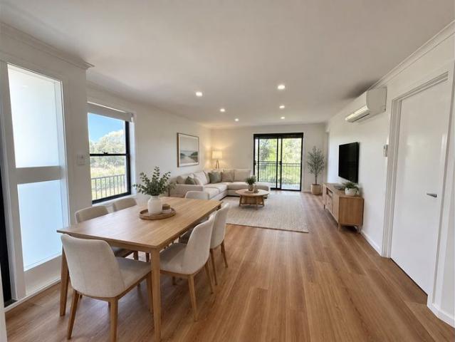 Elevated Coastal Living in Coffin Bay