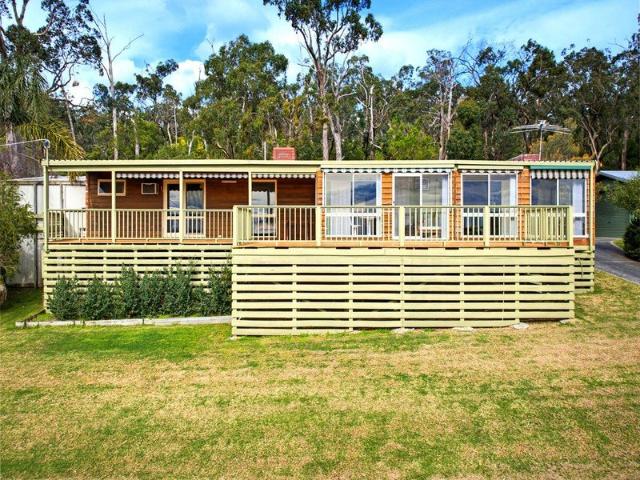 Elevated Country Living with Magnificent Westernport Bay Views
