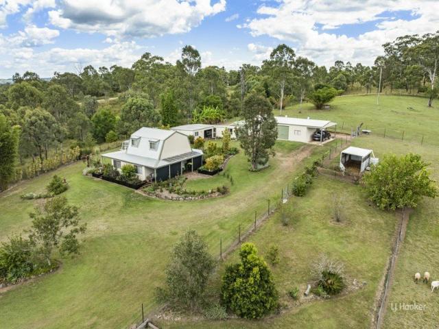 Elevated Country Living in Serene Surroundings