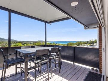 Panoramic Ocean Views from Elevated Crescent Head Retreat
