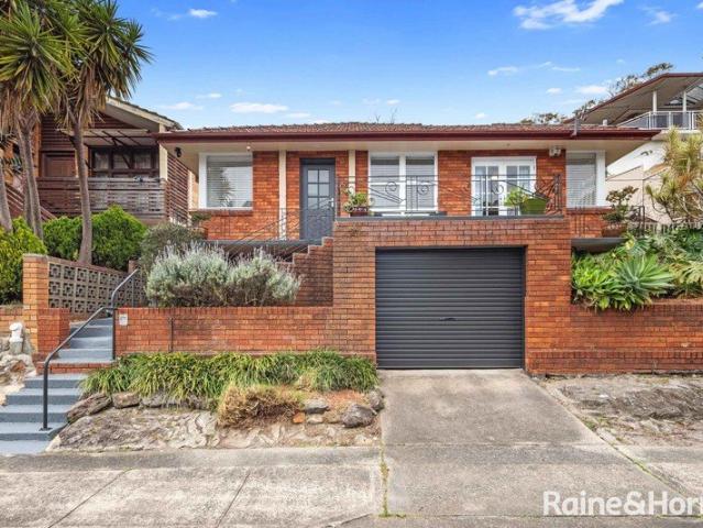 Elevated Double Brick Home on 752.5sqm with a 15.24m Frontage