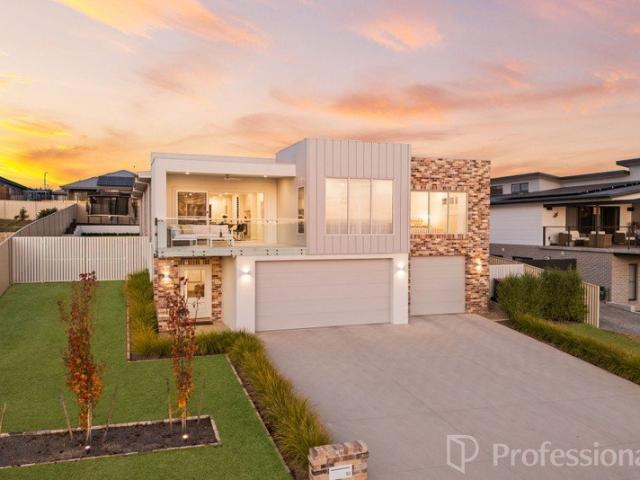 Elevated Elegance with Breathtaking Views Across Bathurst