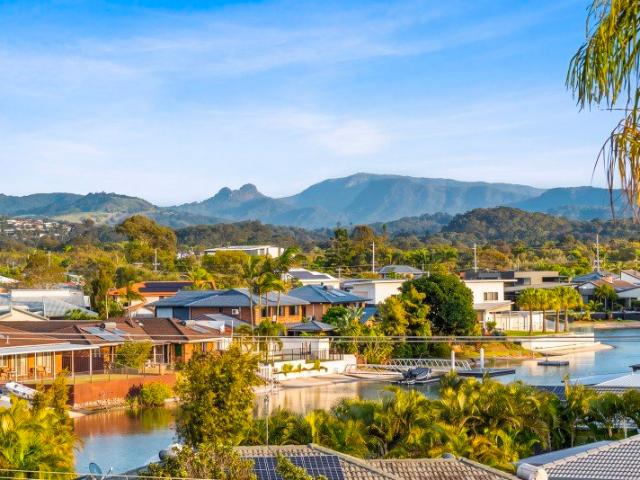 Elevated 'Endless Summer' Living with Views & Genuine Dual Living