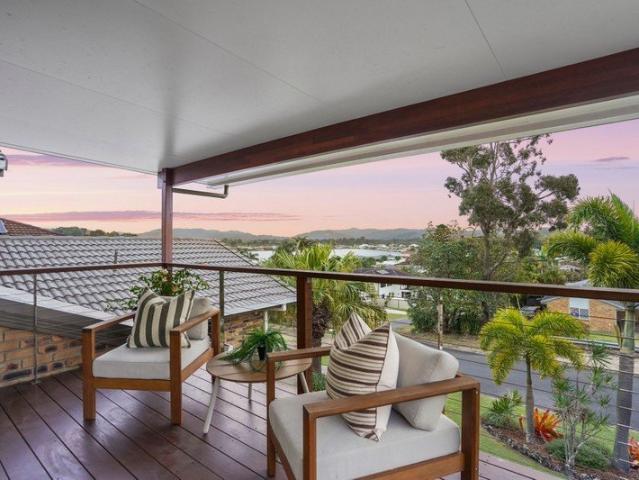 Elevated Entertainer with Stunning Lake & District Views