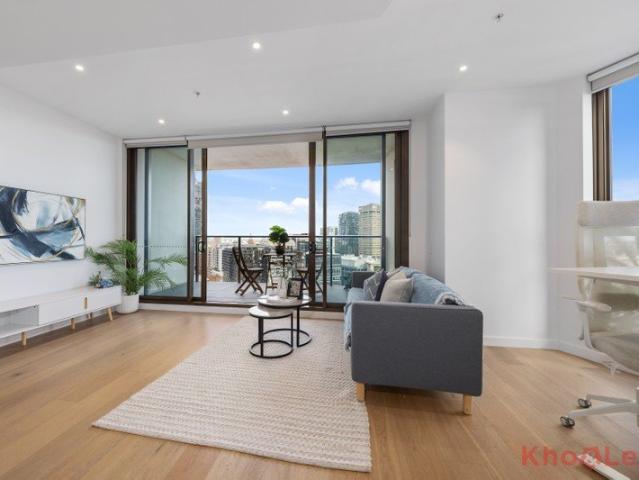 Elevated Executive Living in Vibrant Darling Square