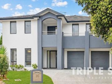 Elevated Family Entertainer | 7 Bedrooms | Pool & Alfresco | Multiple Living Areas | Prime Kellyville Location