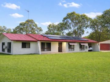 Elevated Family Home on 1.5 Hectares with Valley Views & Subdivision Potential