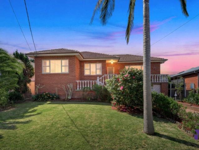 Elevated family home on a generous 701.9sqm parcel with duplex site potential STCA