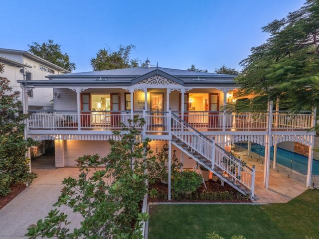 Elevated Family Living Opposite Parkland in the Heart of Rainworth