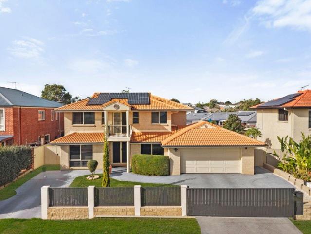 Elevated Family Living in a Desirable Bayside Location